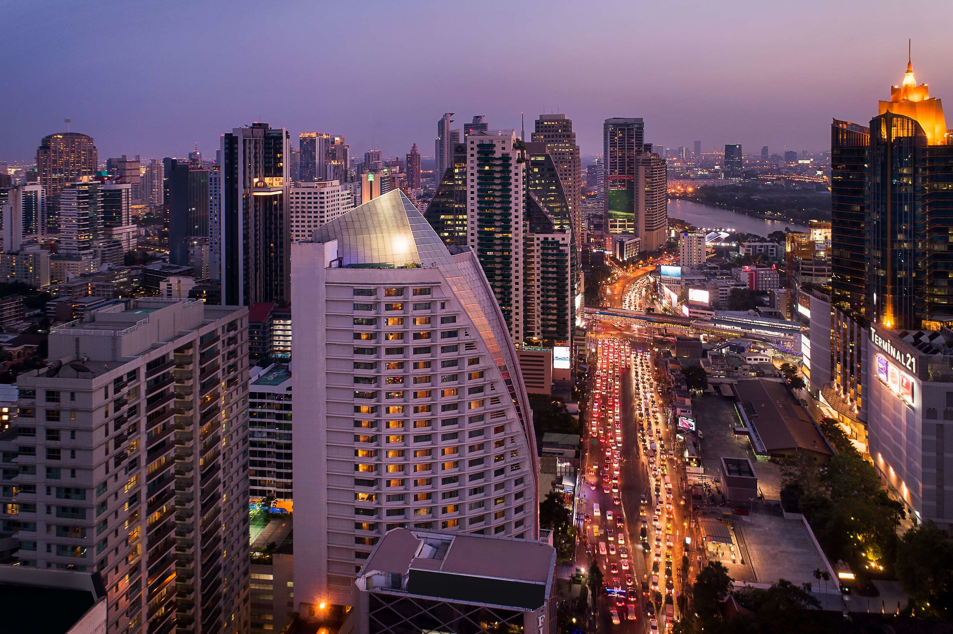 Pullman Bangkok Grande Sukhumvit Asoke Hotel