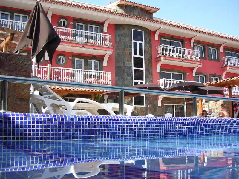 La Aldea Suites