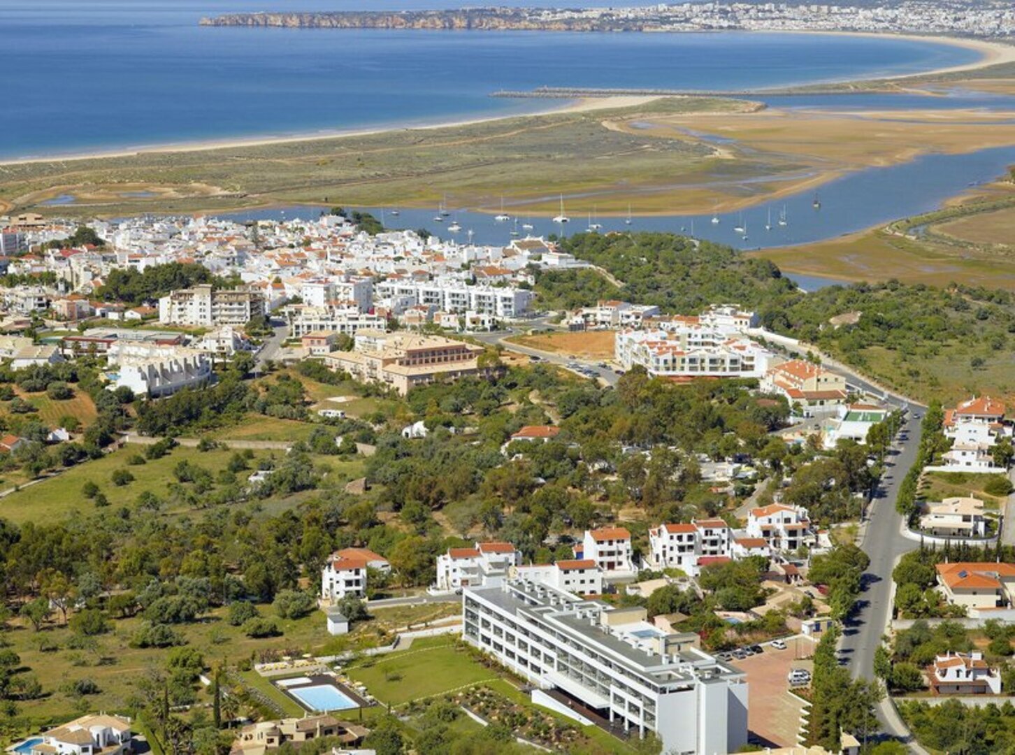 Luna Alvor Village