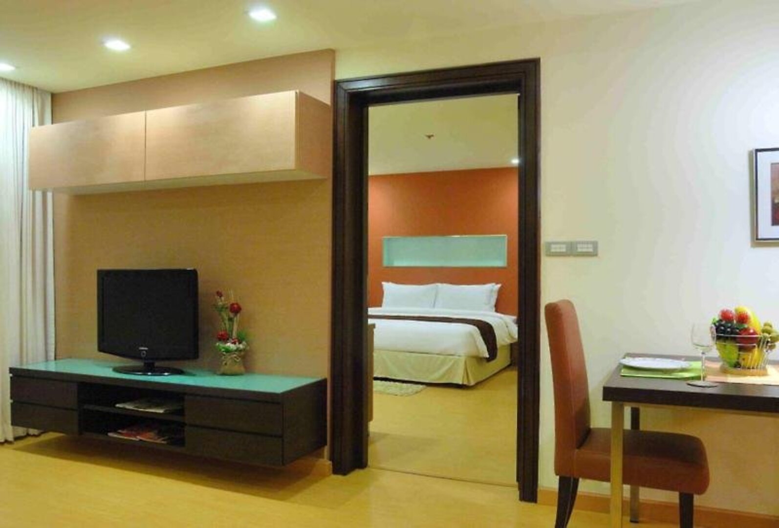 Aspen Suites Sukhumvit Bangkok Hotel by Compass Hospitality