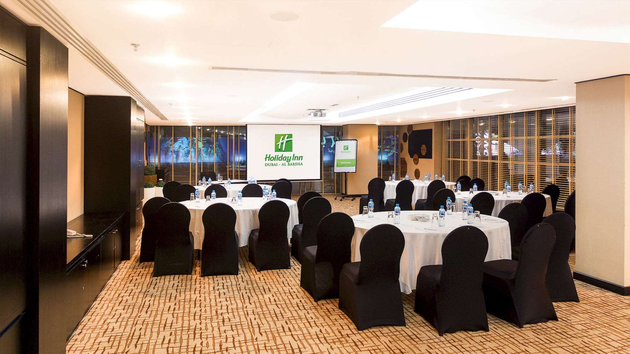 Holiday Inn Dubai - Al Barsha Photo