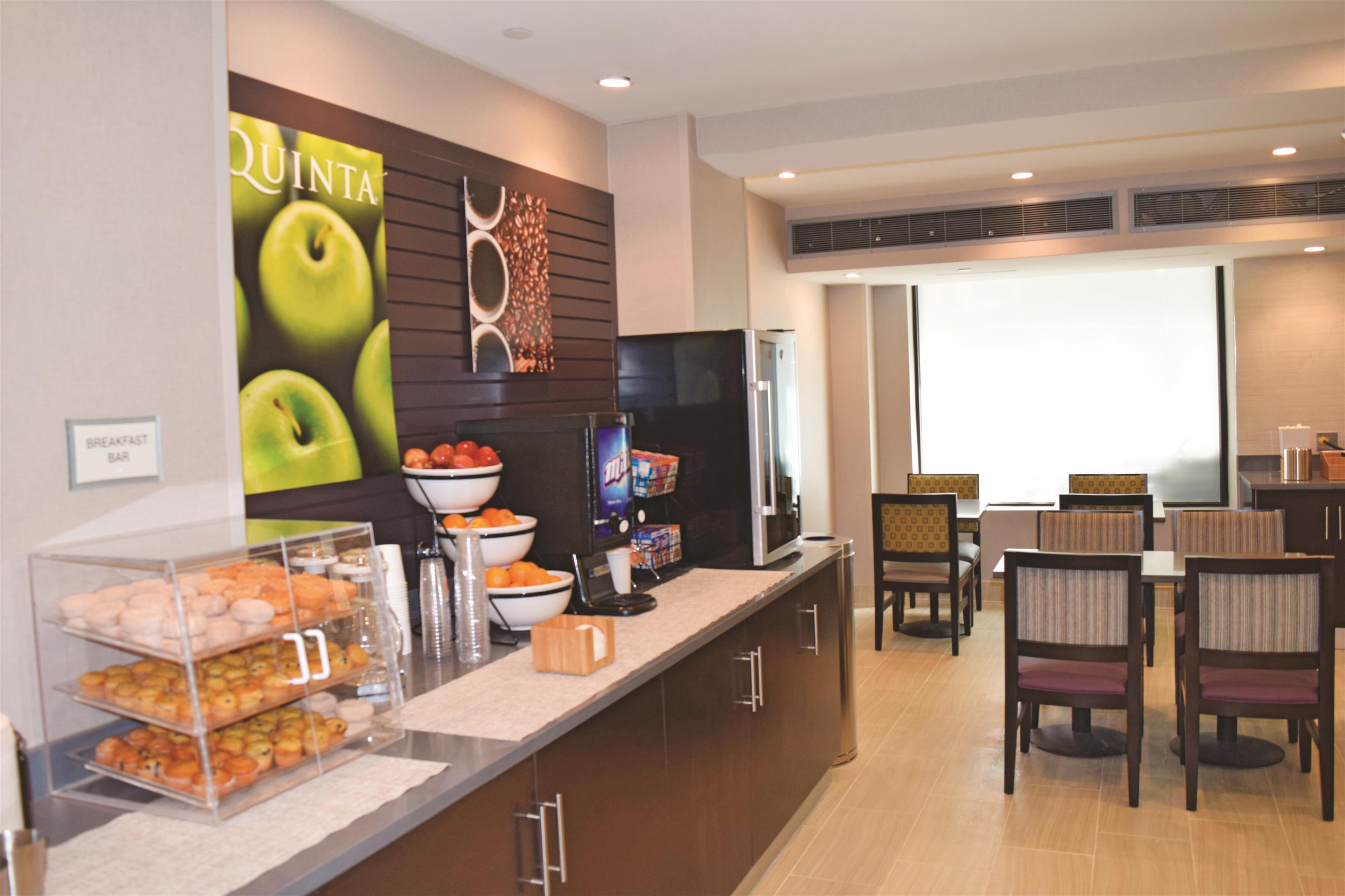 La Quinta Inn and Suites New York City Central Park