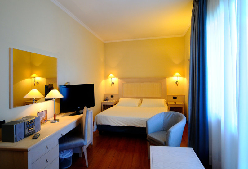 Best Western Globus Hotel