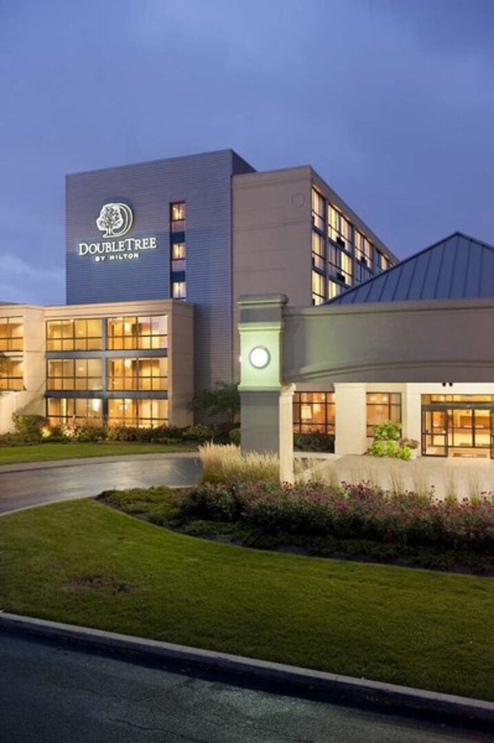 Doubletree Chicago Arlington Heights