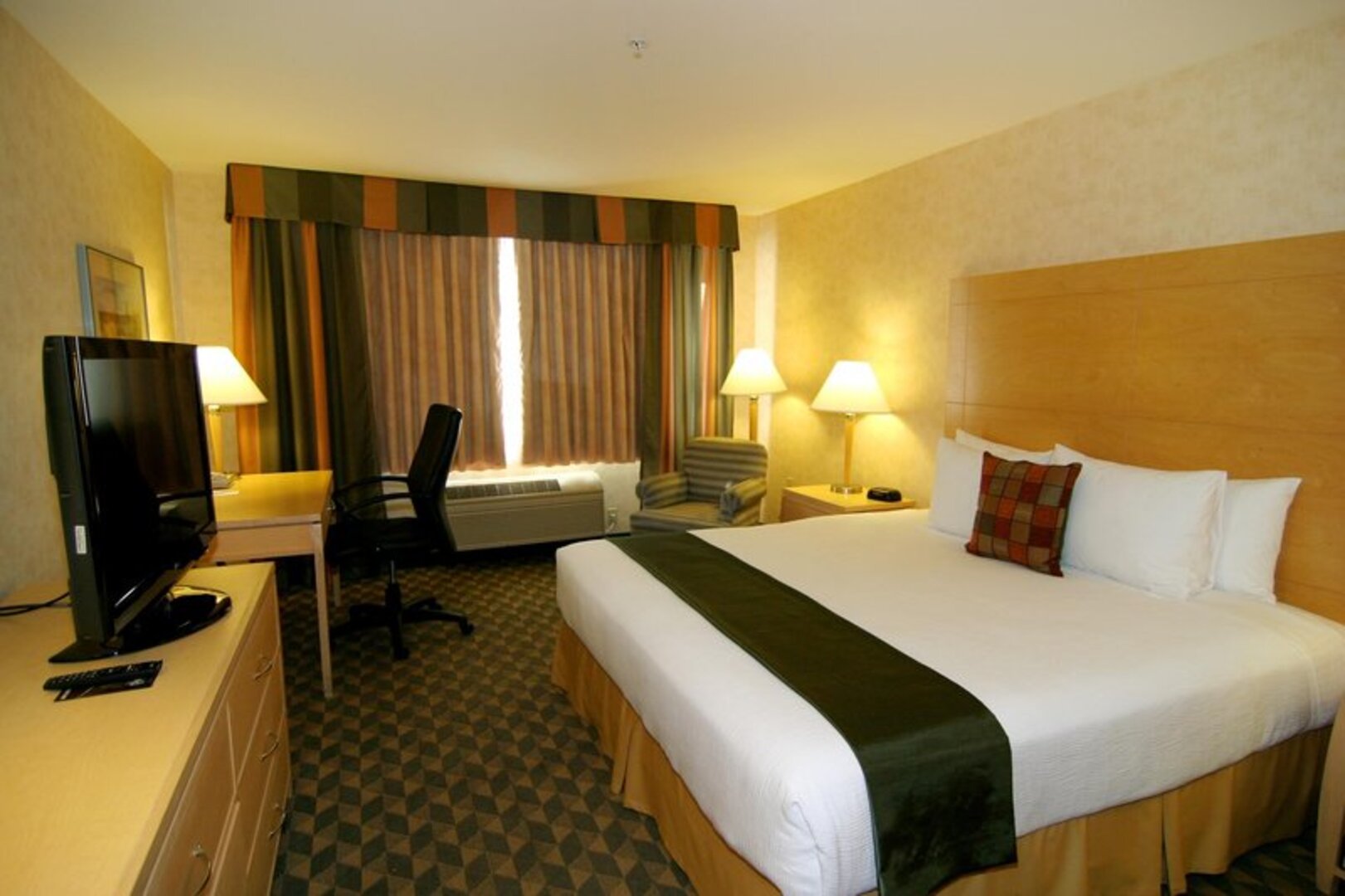 Best Western Plus North Las Vegas Inn & Suites