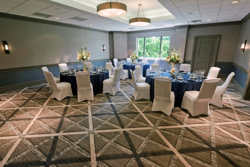 Hilton Chicago/Oak Brook Hills Resort & Conference Center