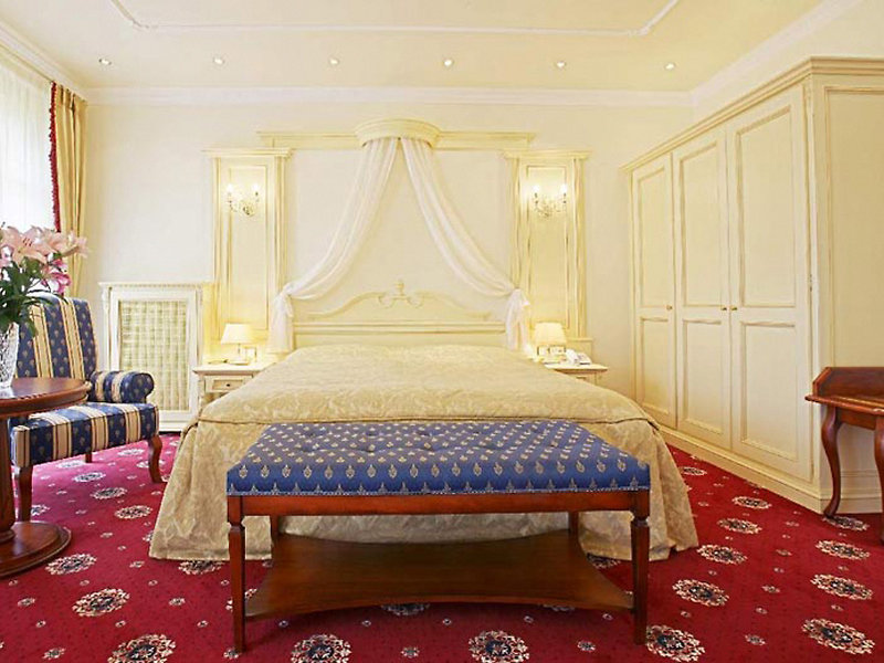 Best Western Premier Royal Palace