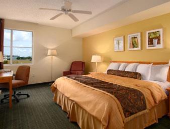 Baymont Inn & Suites Miami Doral