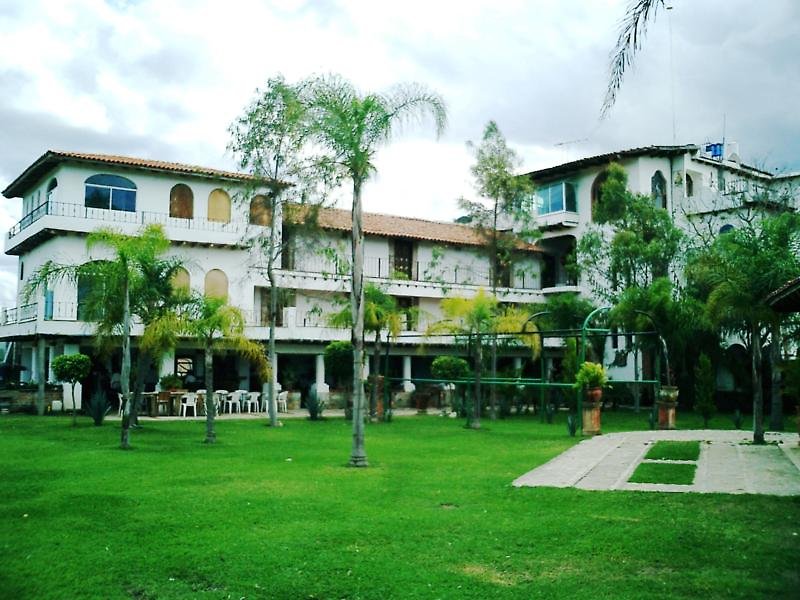 Hacienda la Puerta de Enmedio