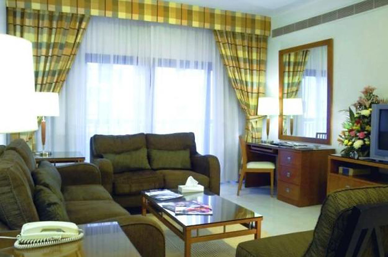 Golden Sands Hotel Apartments