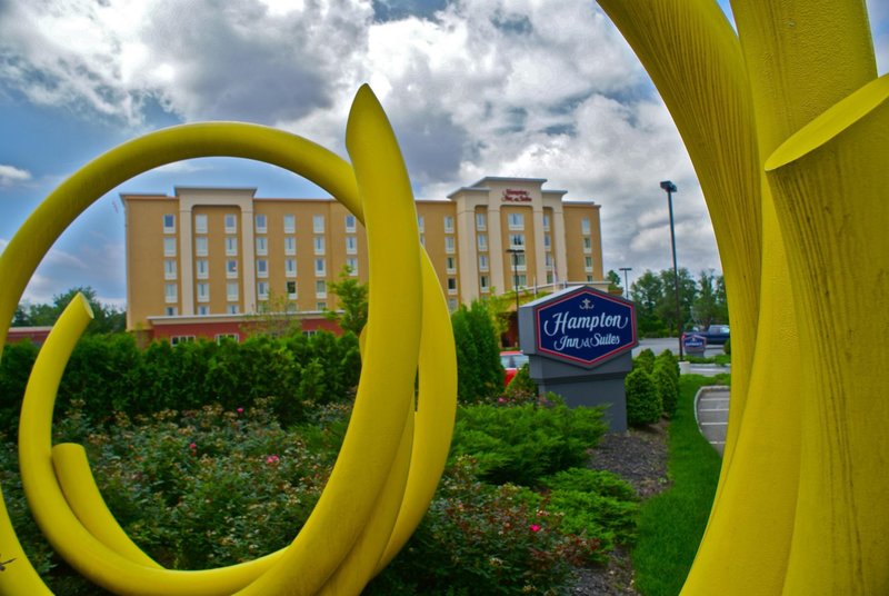 Hampton Inn & Suites Staten Island