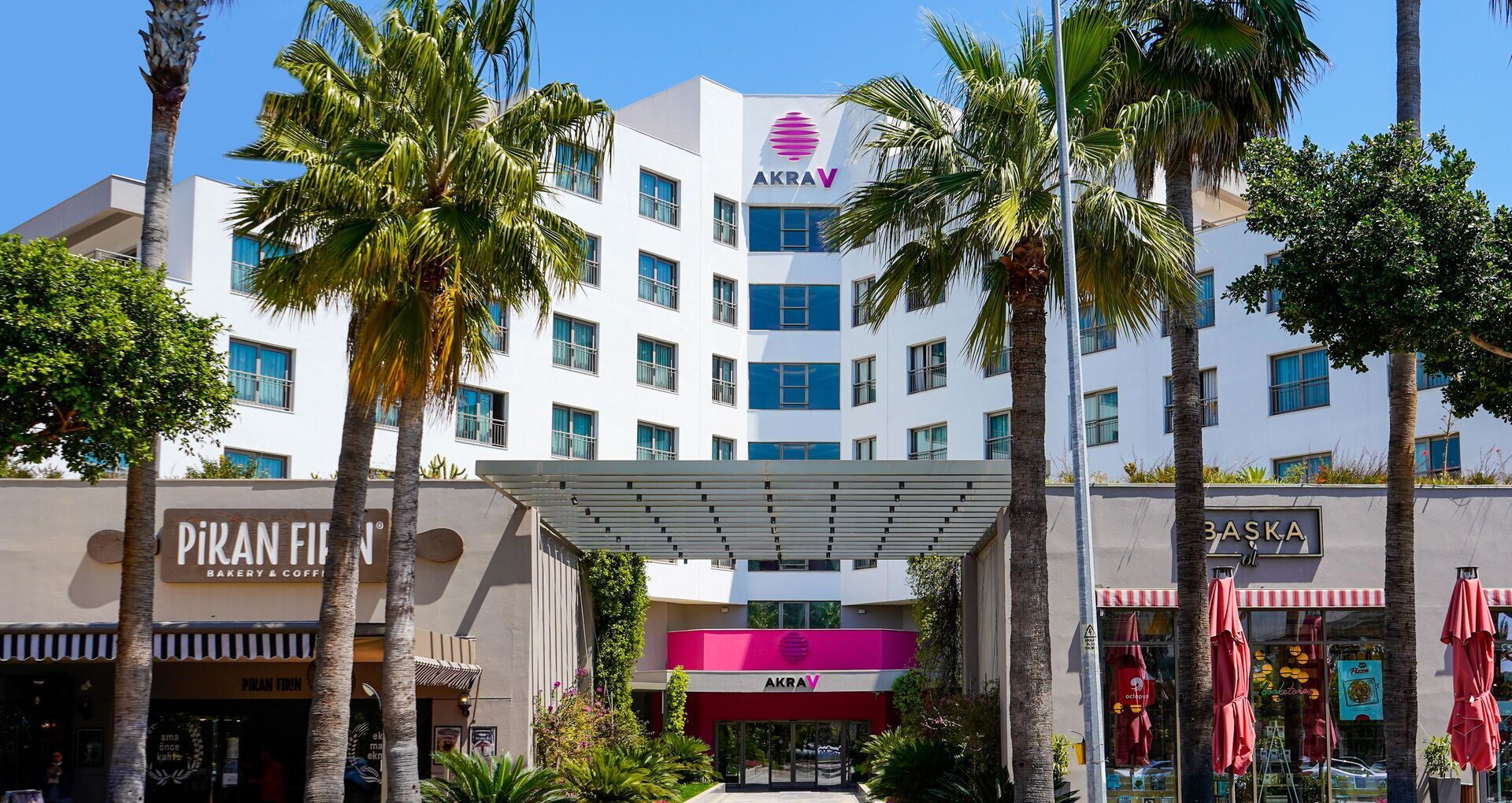 Akra V Hotel