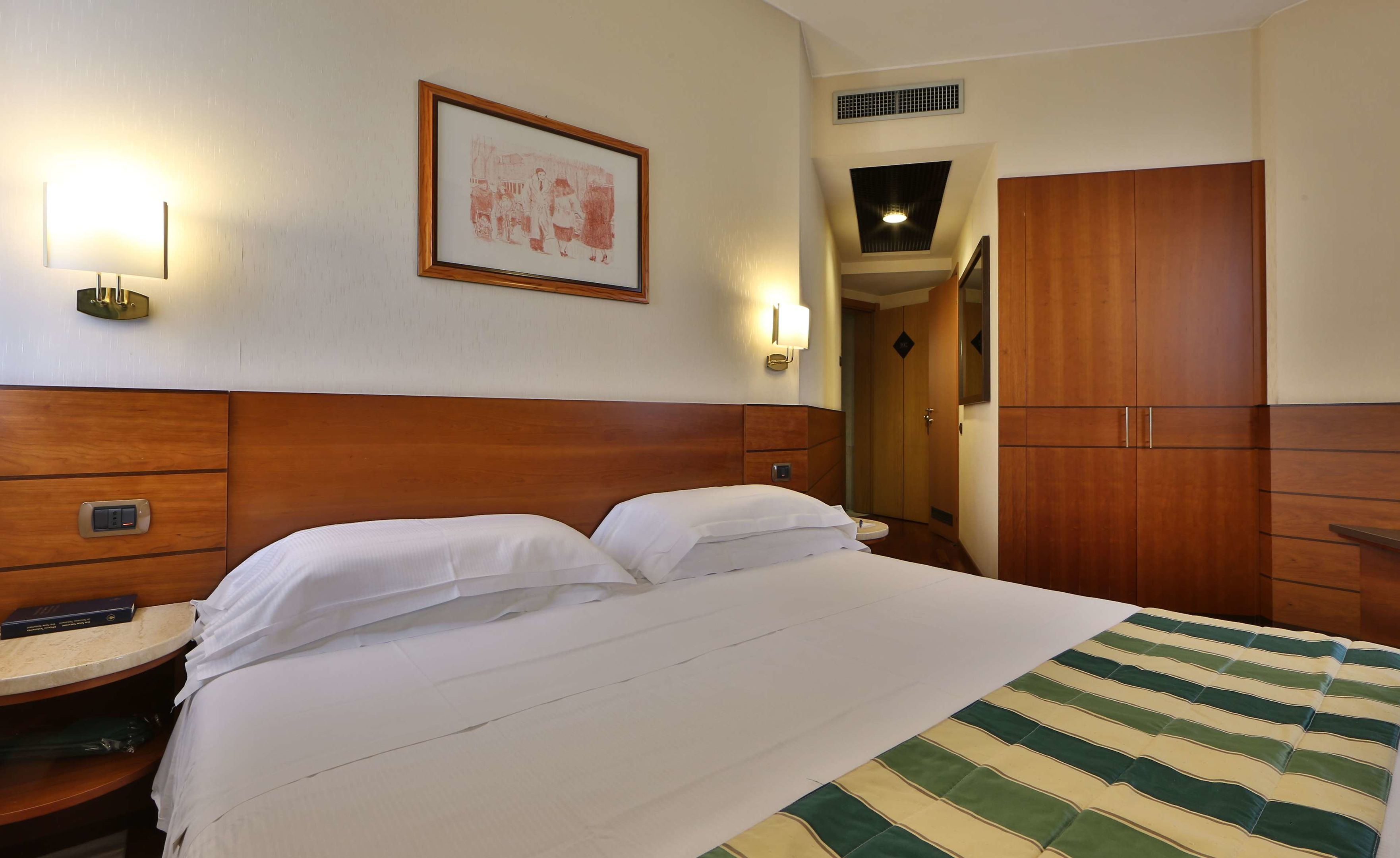 Sure Hotel Collection by Best Western Hotel Mirage