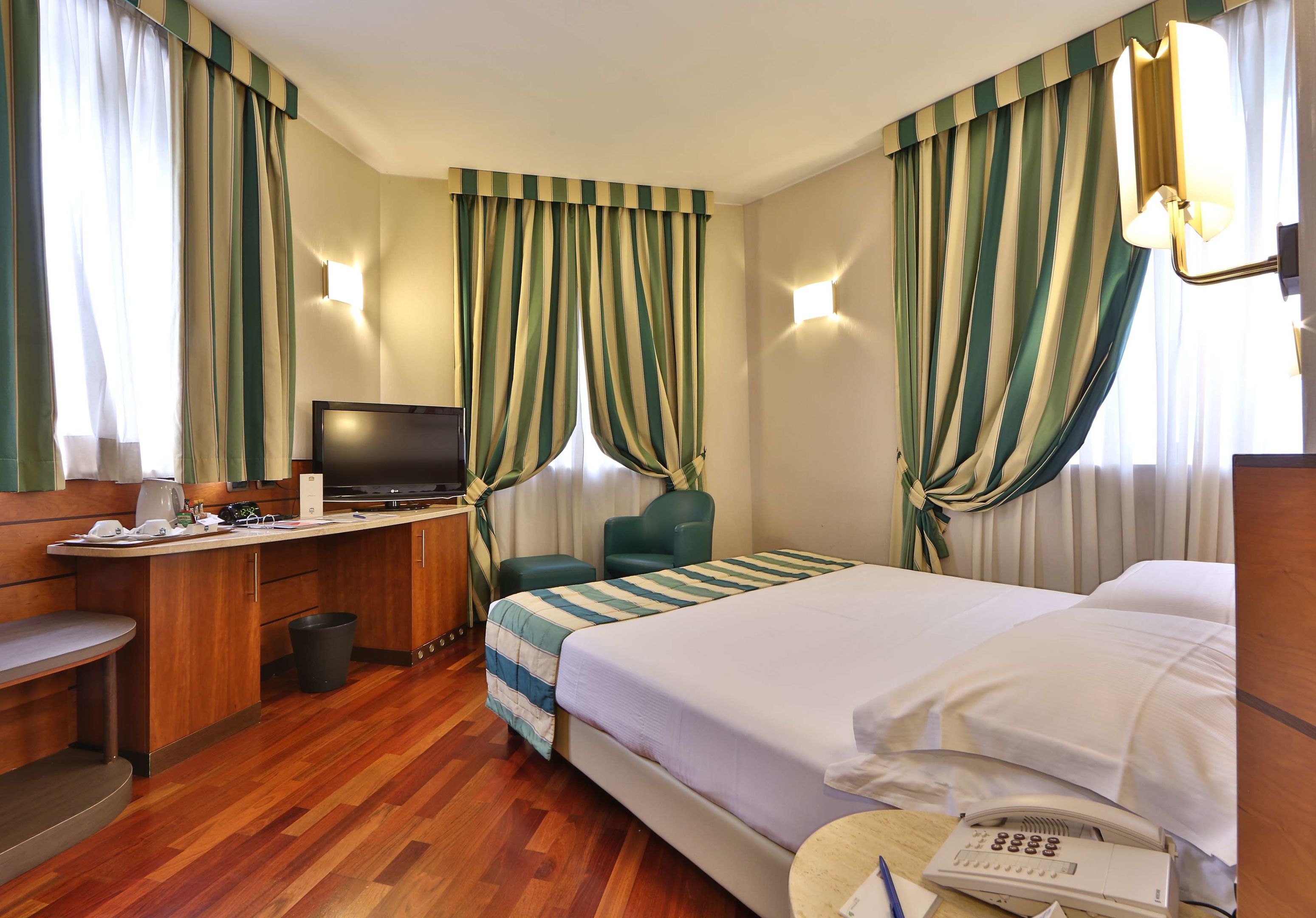 Sure Hotel Collection by Best Western Hotel Mirage