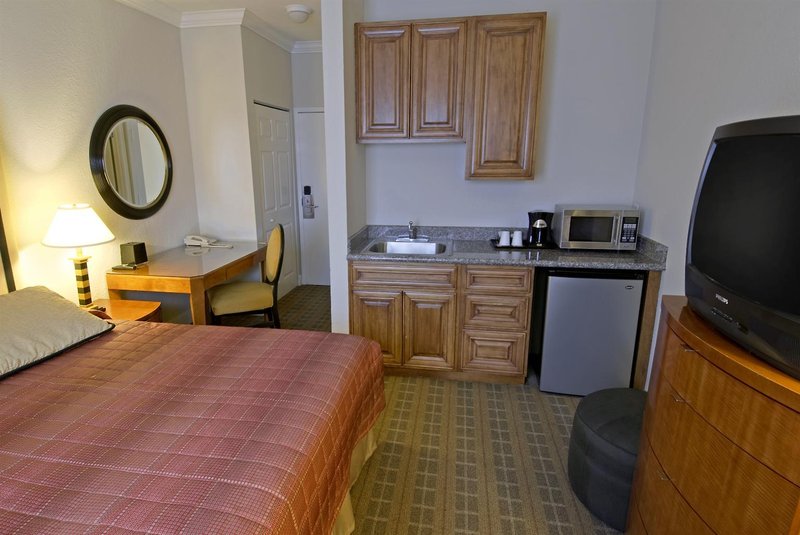 Americas Best Value Inn & Suites - SOMA