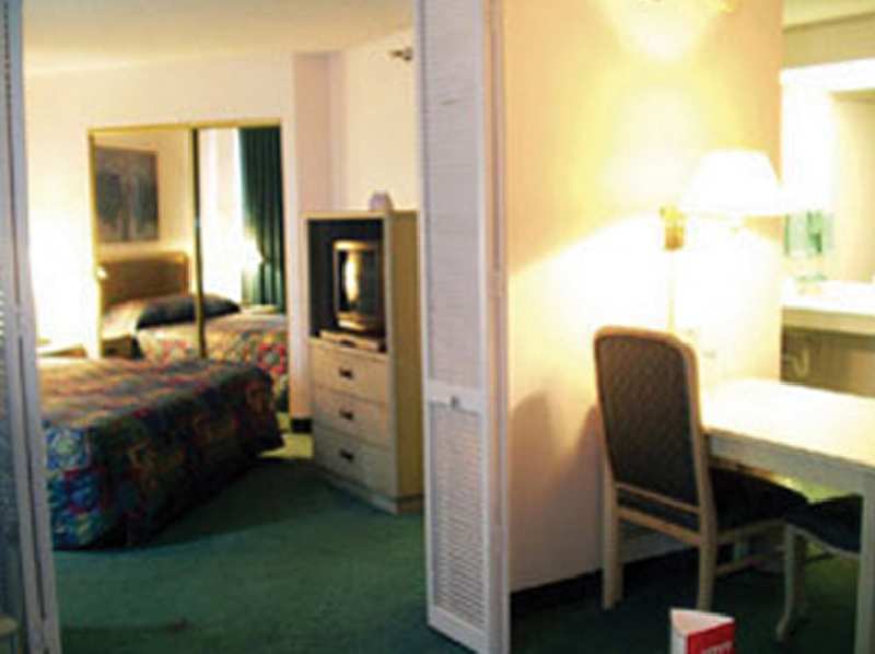 Staybridge Suites Orlando Airport South