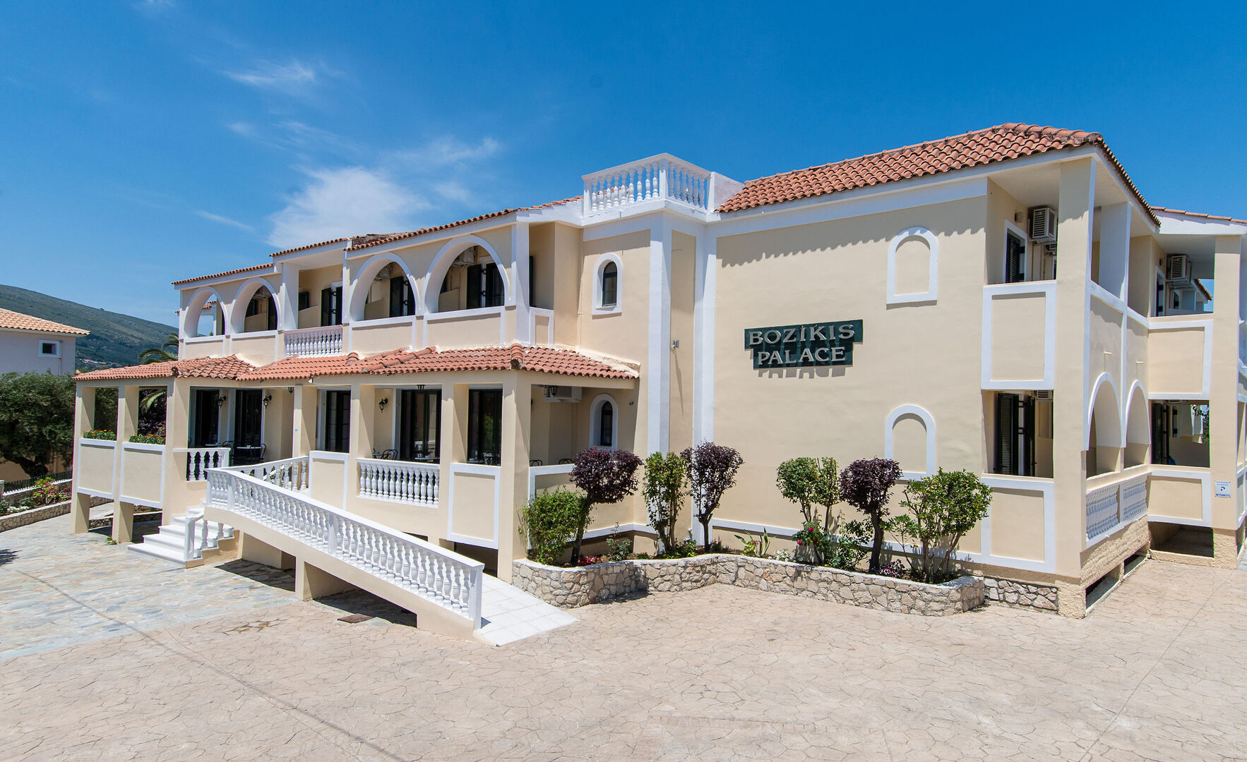 Bozikis Palace Hotel