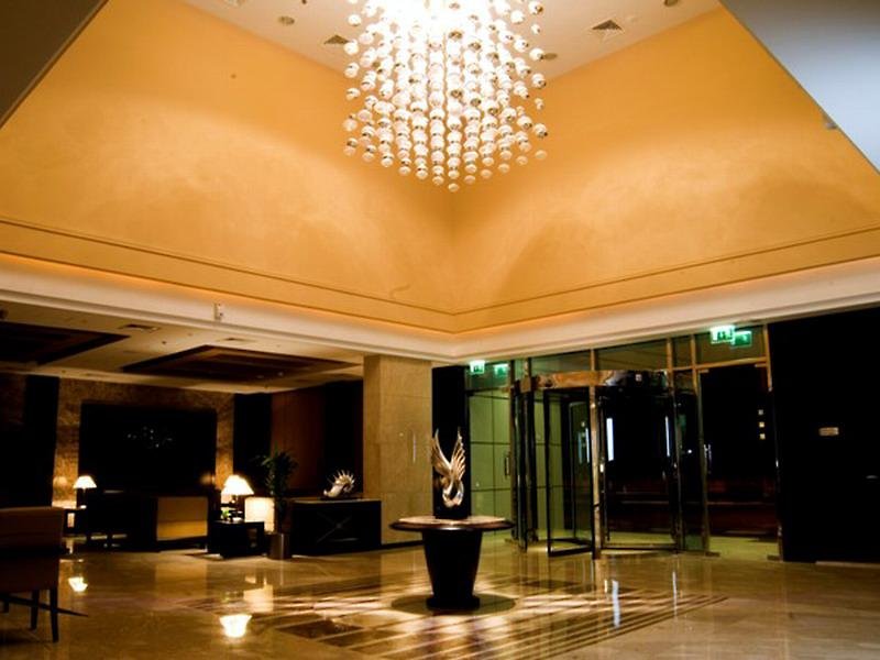 Grandeur Hotel