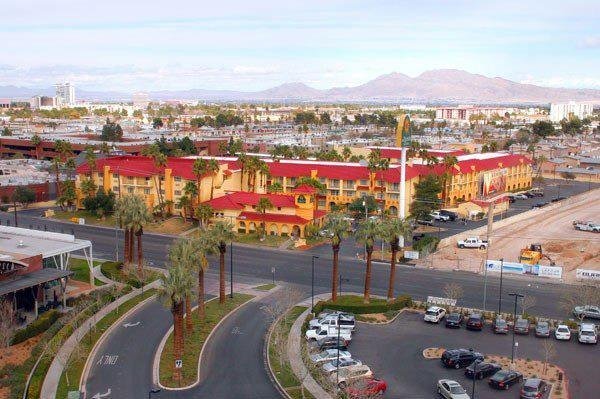 La Quinta Inn & Suites Las Vegas Airport North Conv.