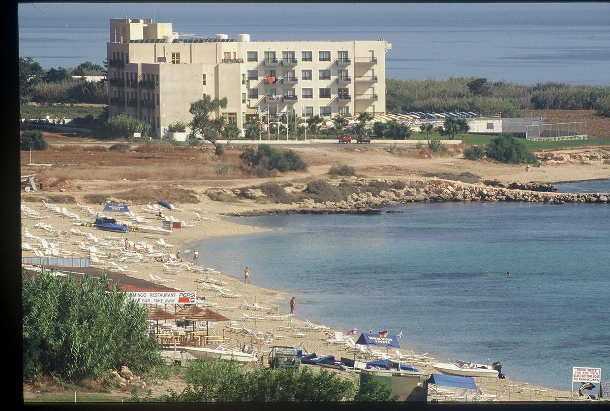 Evalena Beach Hotel Apartments