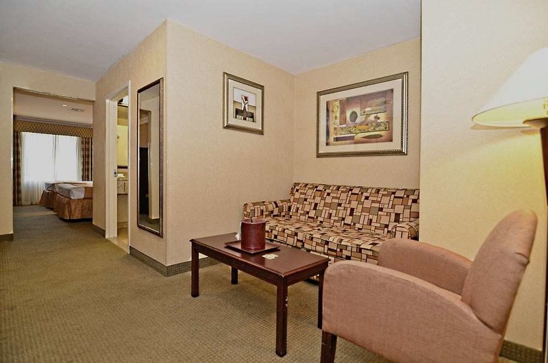 Best Western Riverview Inn & Suites