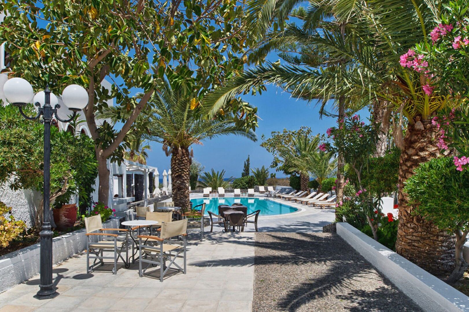 Makarios Beach Hotel