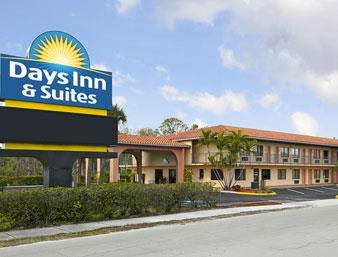 Days Inn & Suites Orlando / UCF Research Park