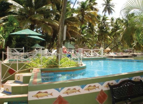 Marigot Beach Club Hotel & Dive Resort