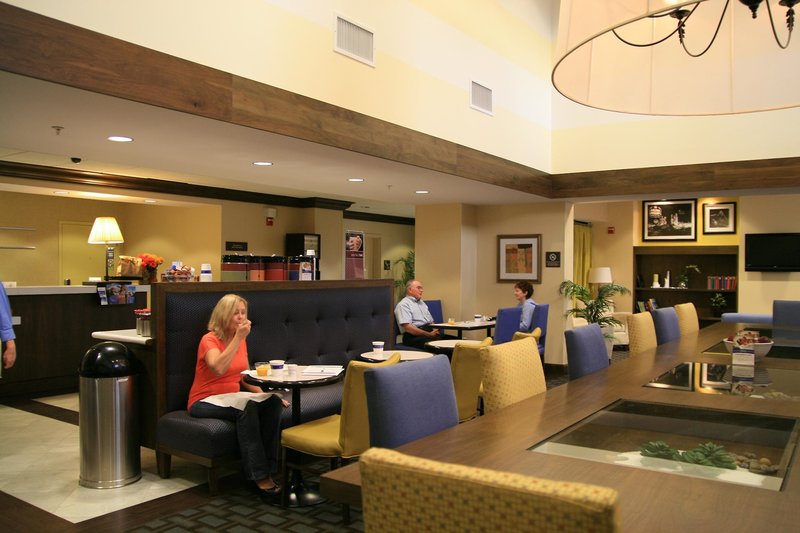 Hampton Inn & Suites Las Vegas - Red Rock/Summerlin