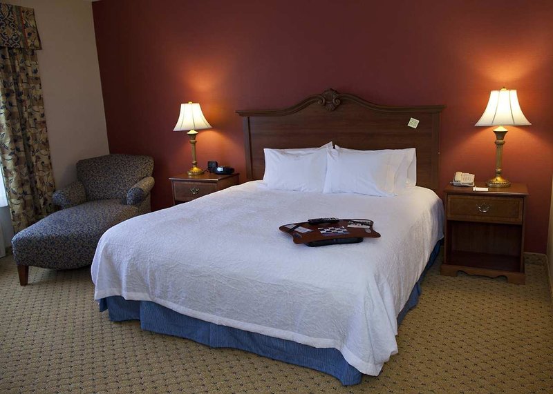 Hampton Inn & Suites Pittsburg