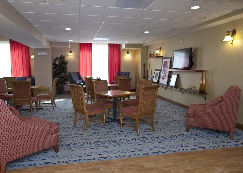 Hampton Inn & Suites Pittsburg