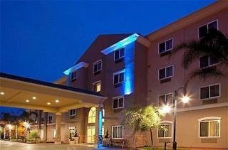 Holiday Inn Express & Suites Los Angeles Airport Hawthorne