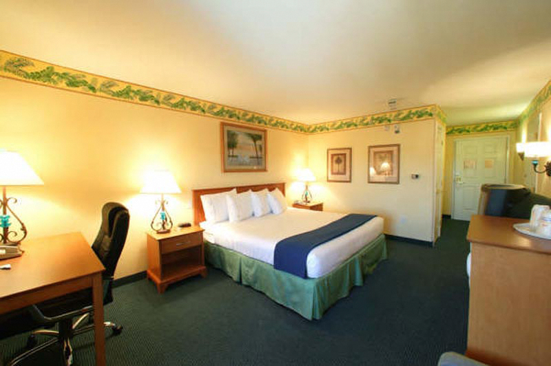 Best Western Plus Kissimmee-Lake Buena Vista South Inn & Suites