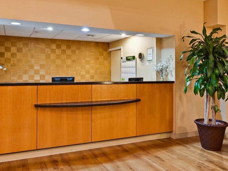 La Quinta Inn & Suites Miami Lakes