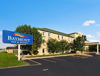 Baymont Inn & Suites DeKalb