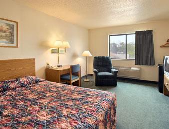 Super 8 Motel - St. Charles