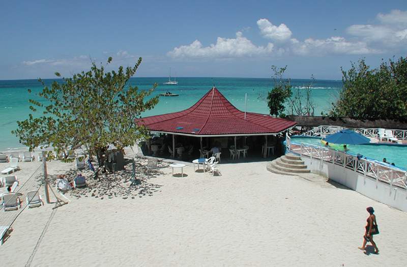 Negril Treehouse Resort