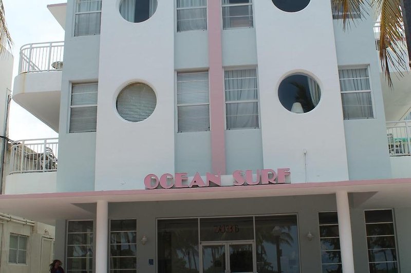 Ocean Surf Hotel