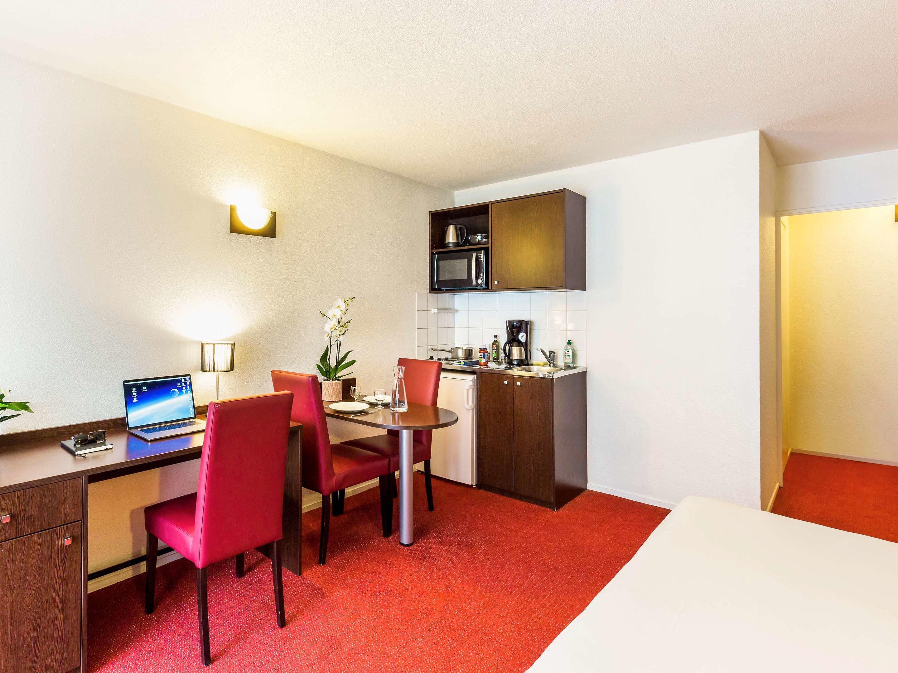 Aparthotel Adagio access Vanves Porte de Versailles