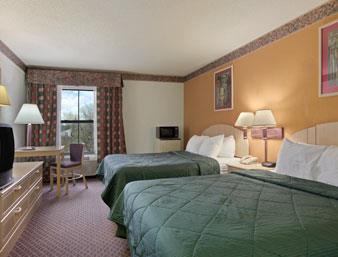 Days Inn & Suites by Wyndham Harvey Chicago Southland