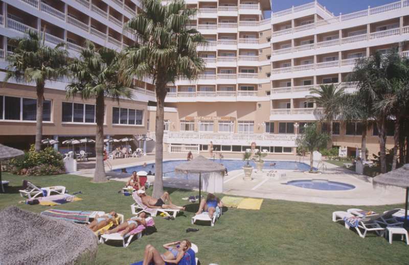 Hotel Garden Parasol