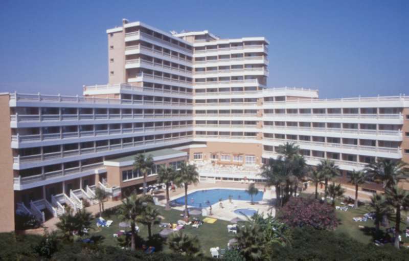 Hotel Garden Parasol