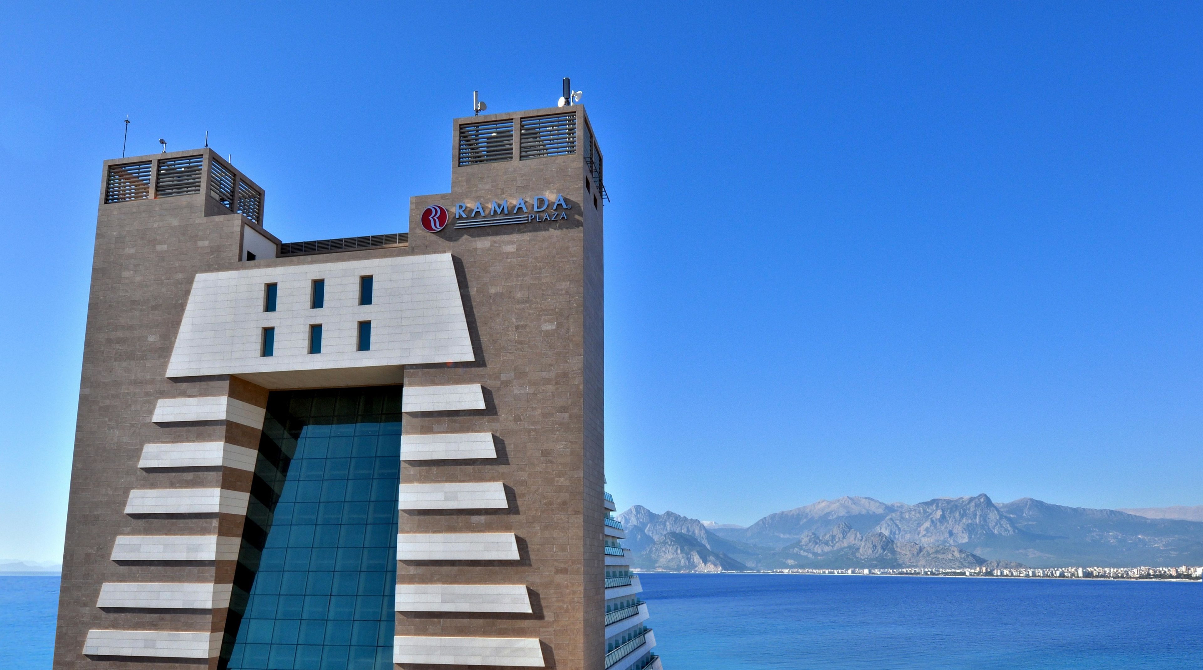 Ramada Plaza Antalya Photo