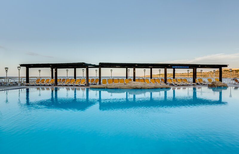 Sunny Coast Resort & Spa
