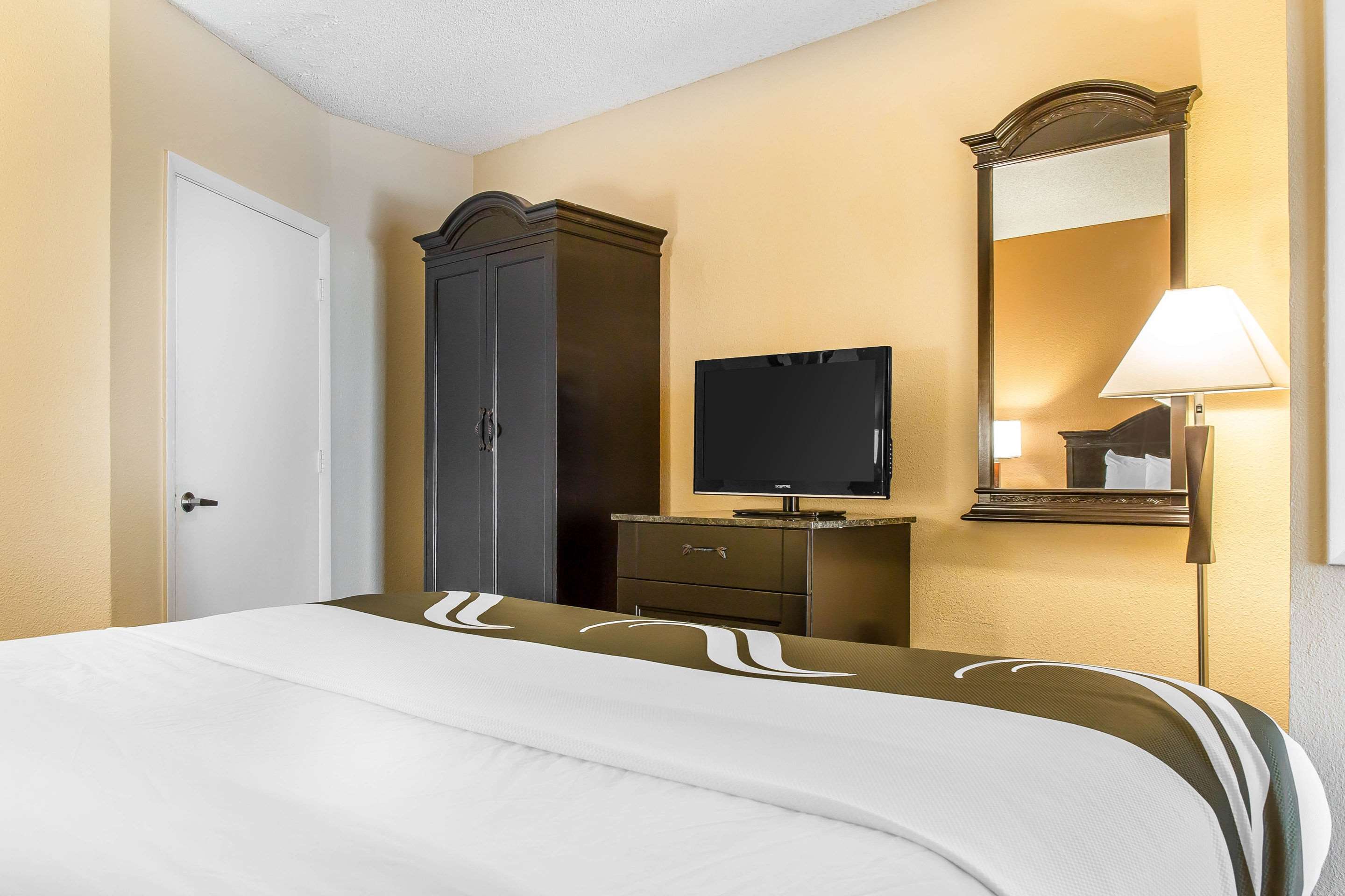 Quality Suites Near Orange County Convention Center