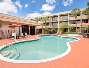 Days Inn & Suites Orlando Airport