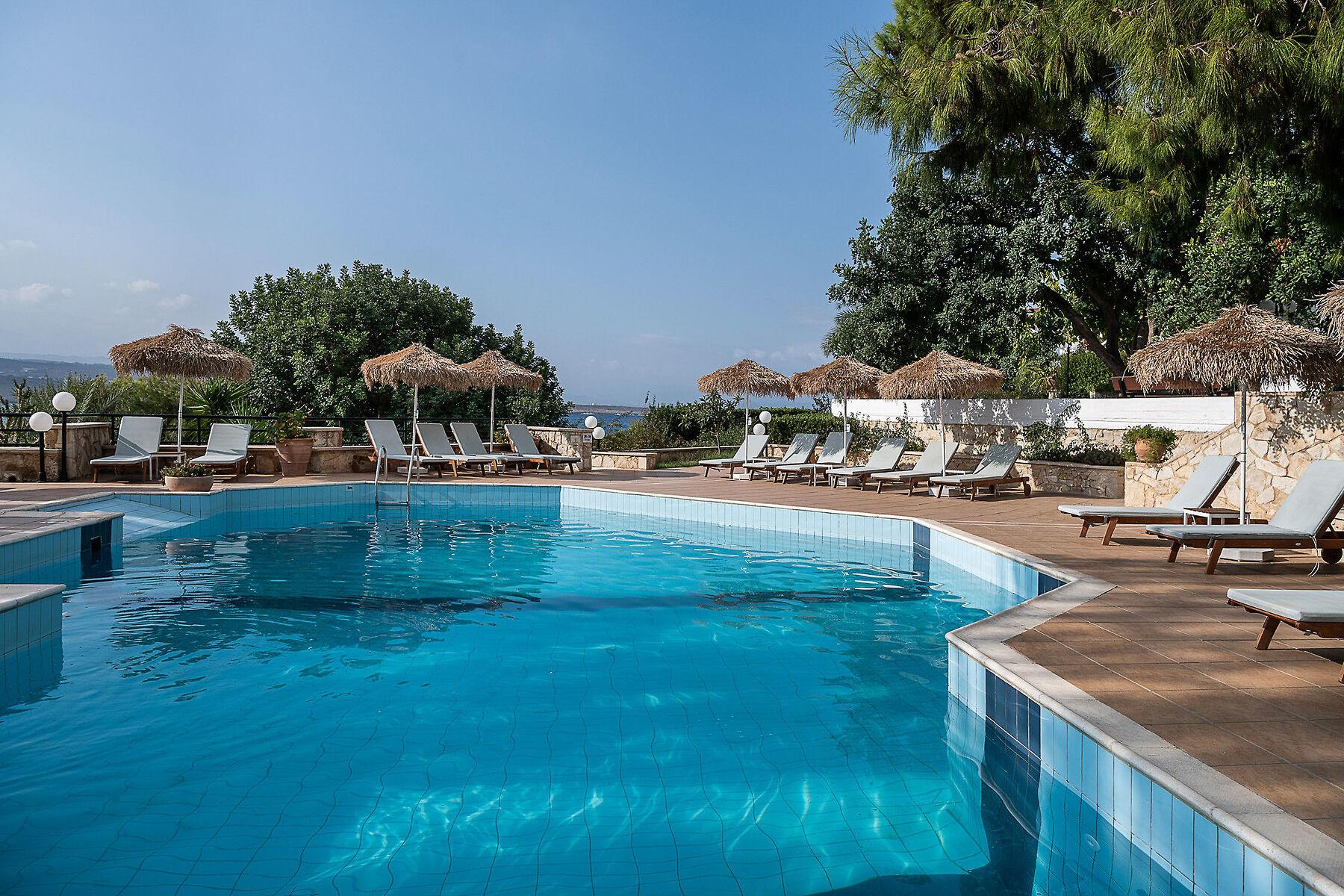 Alianthos Suites