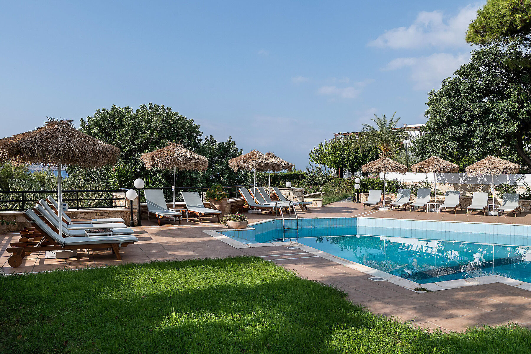 Alianthos Suites