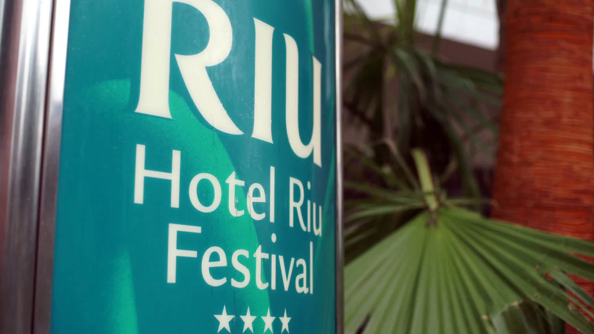 Hotel Riu Festival