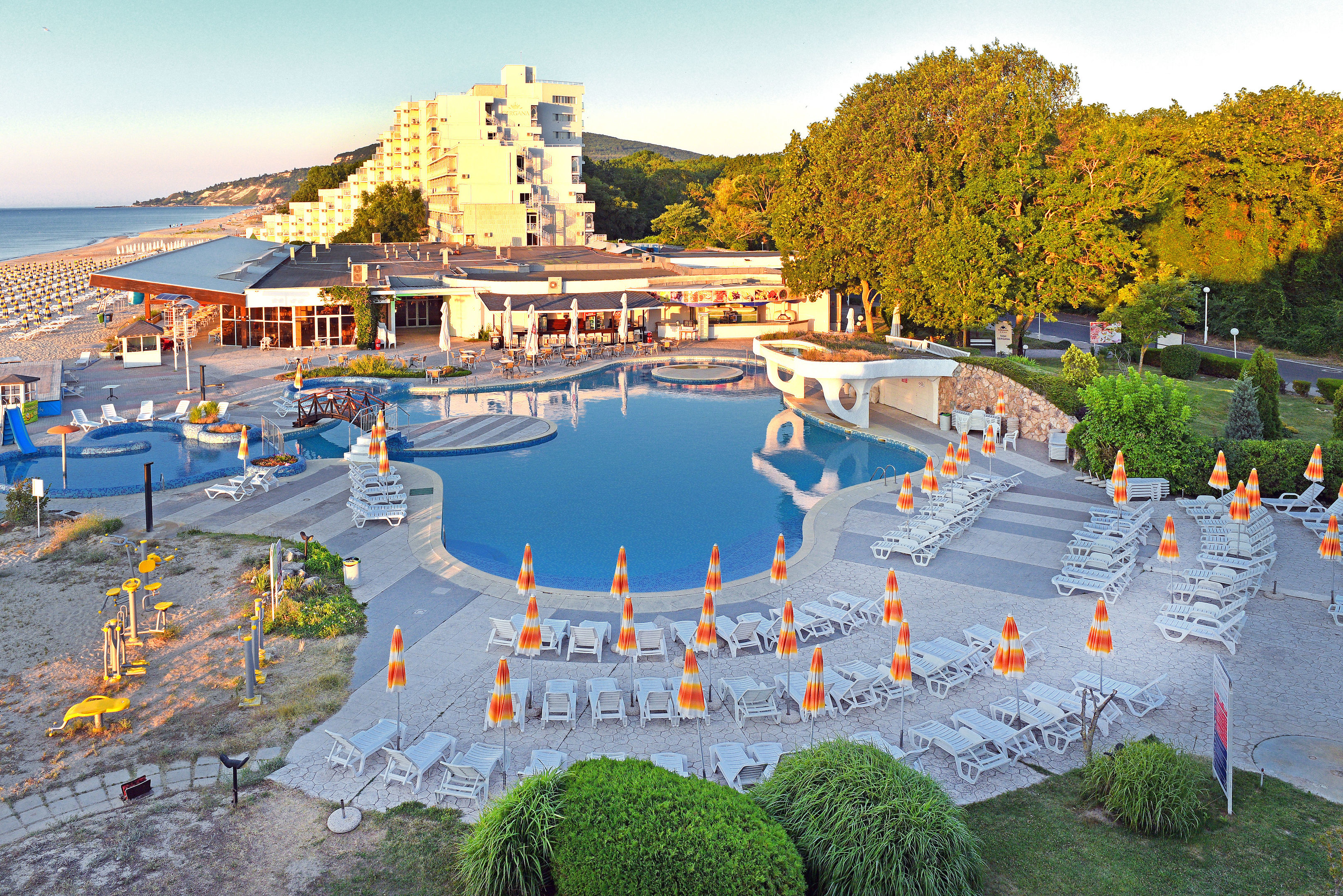 Slavuna Beach Hotel